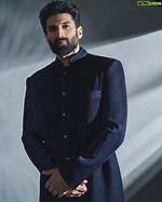 Aditya Roy Kapur – Biography, History, Age, Weight, Height, Relationships