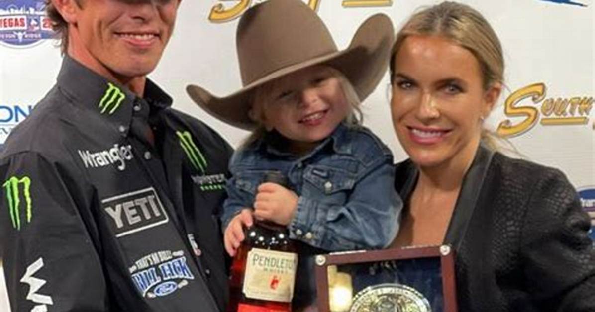 As Black Friday Nears, Jb Mauney Finds Unique Way to Support Wifes Career