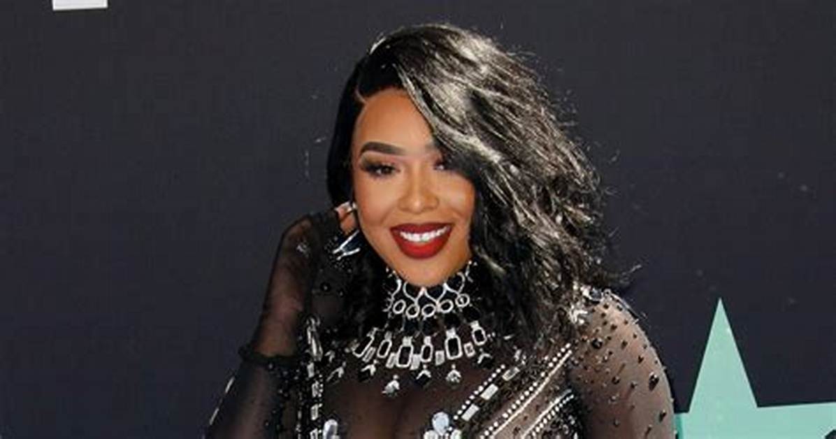 B. Simone Net Worth, Age, Height, Bio, Birthday, Wiki!