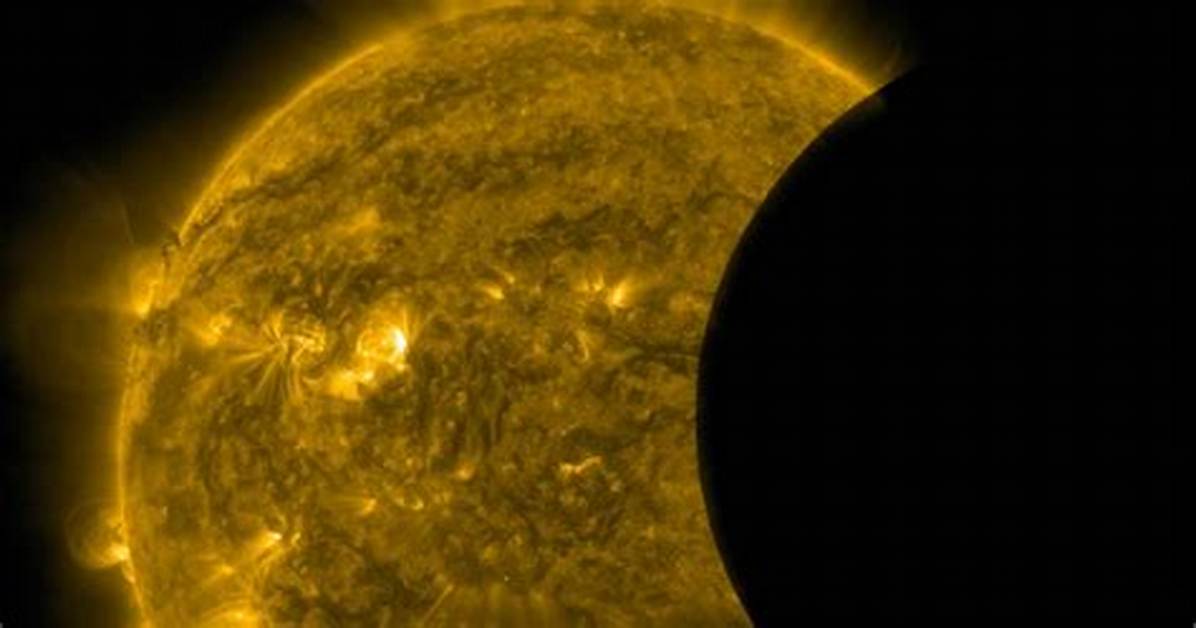 Composition Turns the Great American Eclipse into Eerie Music