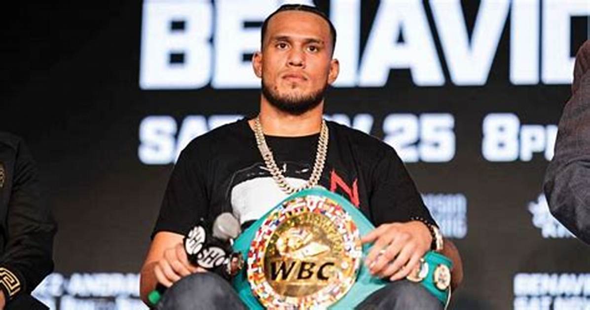 Discover the Unsung Heroes Behind David Benavidez's Triumph