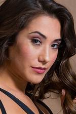 Eve Lovia: the Rising Star of the Adult Entertainment Industry
