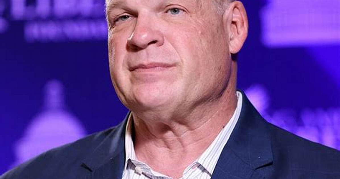 Exclusive Insights into Glenn Jacobs' Private Life