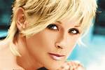 Exploring the Intriguing World of Lorrie Morgan and Troy Aikman
