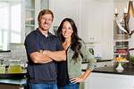 'Fixer Upper' Stars Chip and Joanna Gaines Bought a 129-Year-Old Castle Worth Almost Half a Million ·