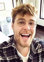 Garrett Watts Biography, Age, Height, Net Worth, Is He Gay?