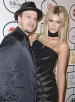 Gavin Degraw and His Wife: a Beautiful Love Story