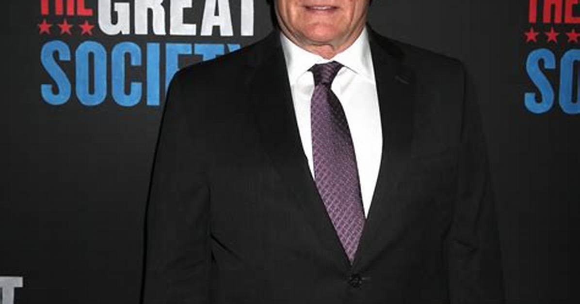 Gordon Clapp Net Worth ·