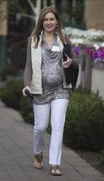 Is Rebecca Becky Quick Pregnant? Meet Her Husband Peter Shay on Instagram
