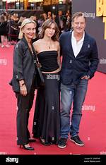 Jason Isaacs Wife Emma Hewitt and Family Background