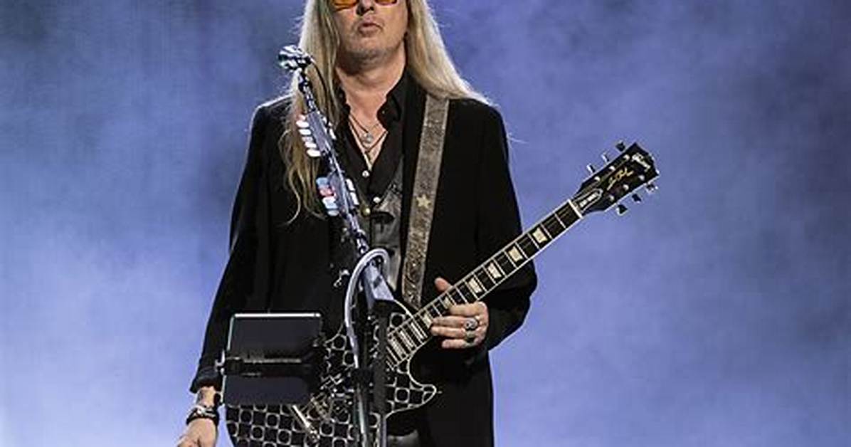Jerry Cantrell: the Iconic Guitarist and Songwriter of Alice in Chains