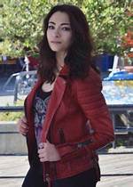 Jodelle Ferland Height, Weight, Age, Boyfriend, Family, Facts, Biography