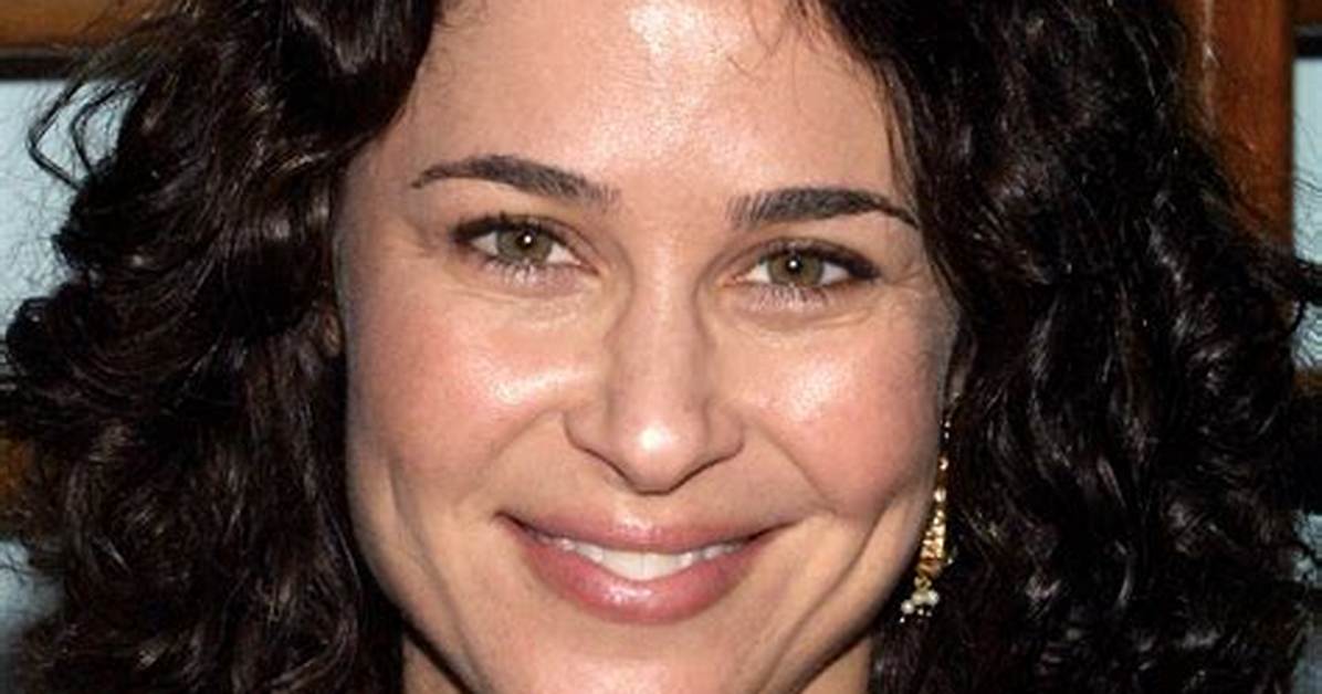 Julie Warner