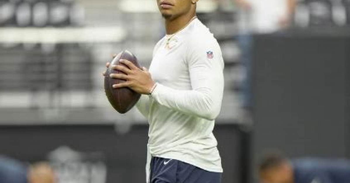 Justin Fields Height, Weight, Net Worth, Age, Birthday, Wikipedia, Who, Nationality, Biography