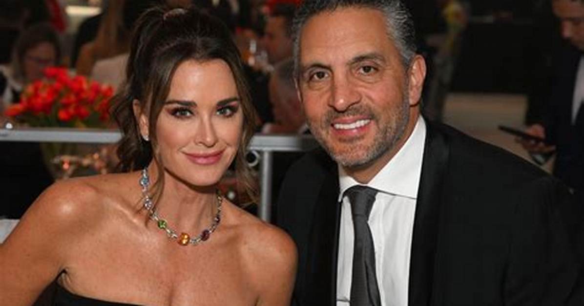 Kyle Richards Hubby Mauricio Is Seriously Rich While Running a Billion-Dollar Brokerage Thu