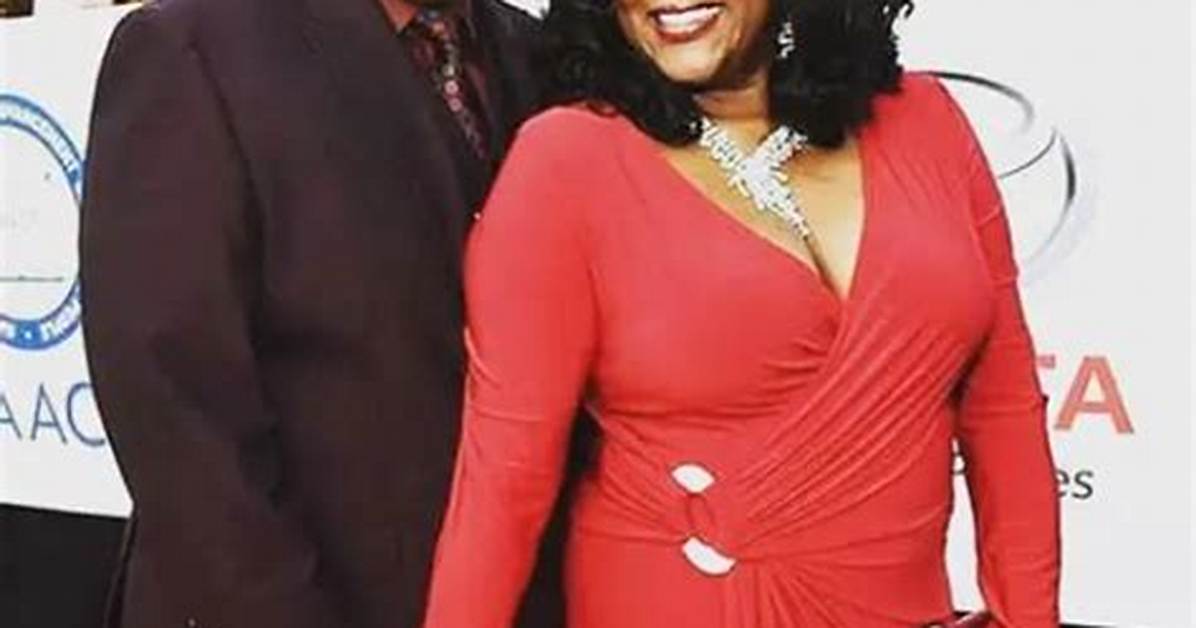 Loretta Devine – Biography, Net Worth, Children, Husband