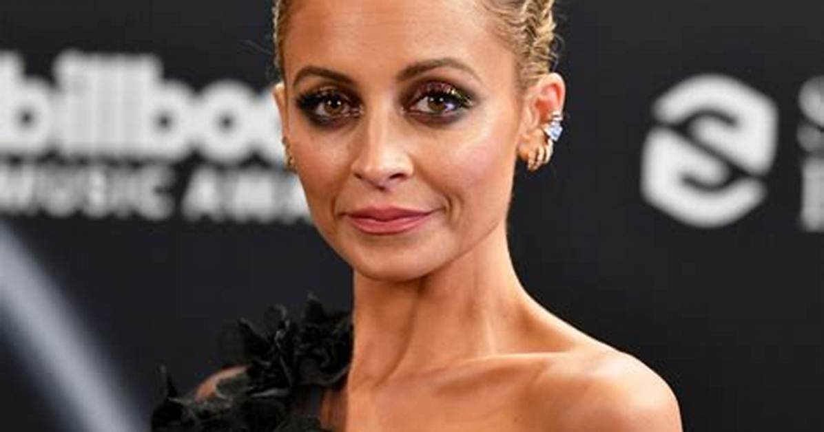 Nicole Richie - Bio, Age, Net Worth, Salary, Height, Single, Nationality