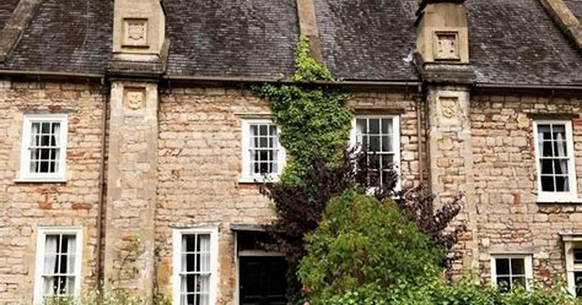 The Ultimate Guide to Somerset: Unfiltered Moments on Instagram