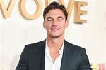 Tyler Cameron (Bachelorette) Biography, Age, Wiki, Height, Weight, Girlfriend, Family & More ·