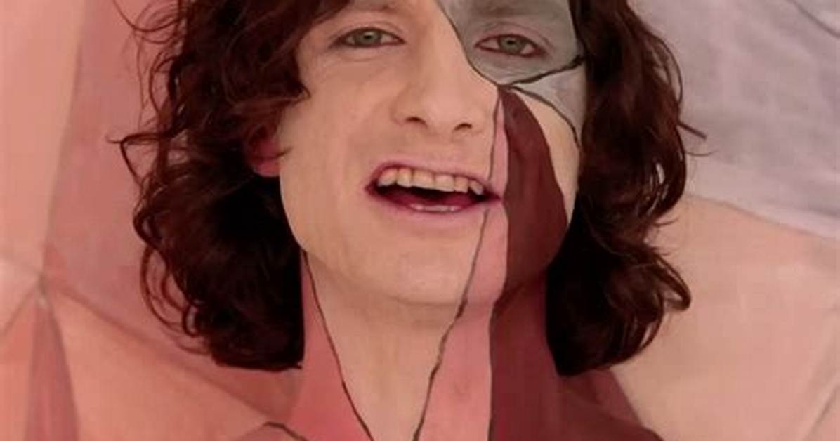 Understanding Gotye's Relationship: a Deep Dive into Love and Art