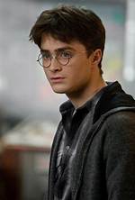 Unveiling the Age of Daniel Radcliffe in Harry Potter 7