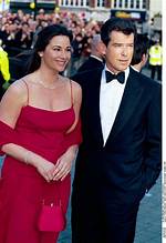 Unveiling the Enigmatic "Femme De Pierce Brosnan 2023"