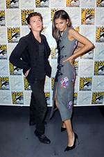 Unveiling the Height Dynamics: Zendaya Vs. Tom