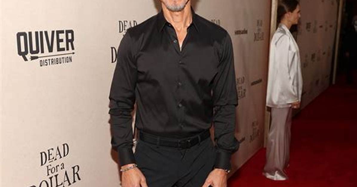 Unveiling the Height of Benjamin Bratt: Uncovering New Insights