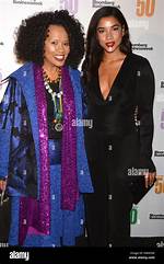 Vanessa Bronfman: Sherri Brewer’s Daughter Is an Actress